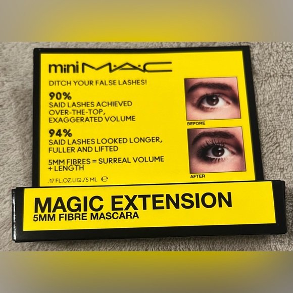 MAC MASCARA MINI MAGIC EXTENSION - Extensive Black. NEW! - Picture 3 of 4